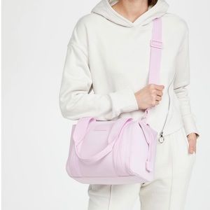 NWT Dagne Dover Landon Carryon - Pinkish - Small